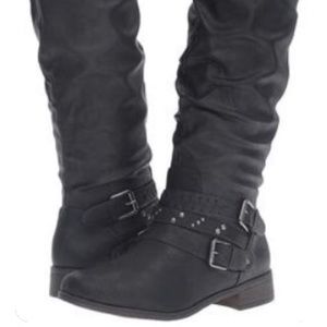 XOXO Sz 8.5 Black Maeko Buckle Harness Boots
